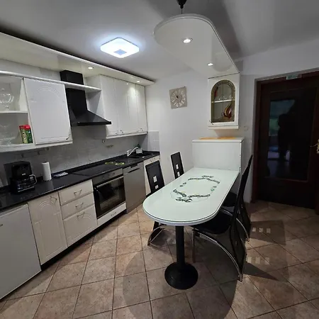 Apartamento Near The Soca River *