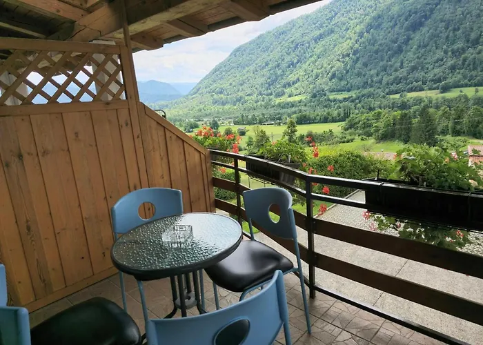 公寓 Near The Soca River