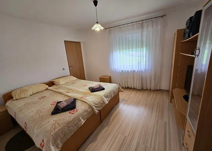 公寓 Near The Soca River