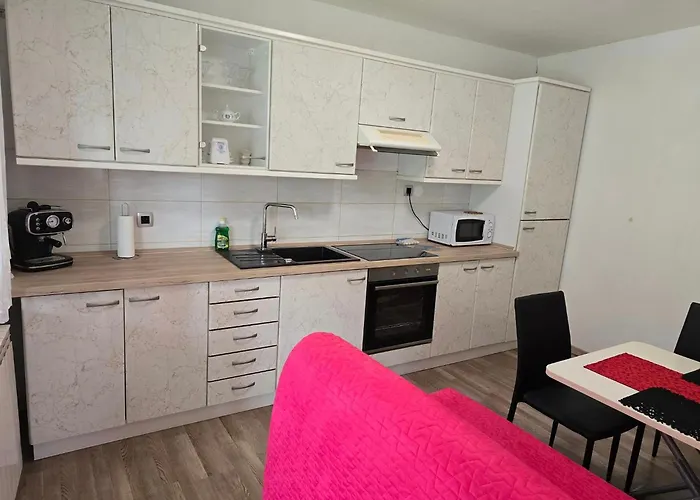 公寓 Near The Soca River 托尔明