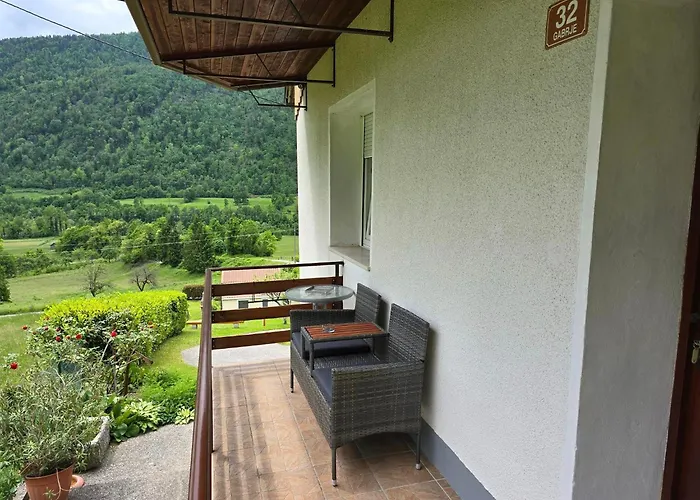 公寓 Near The Soca River