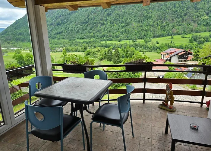 Near The Soca River * 托尔明