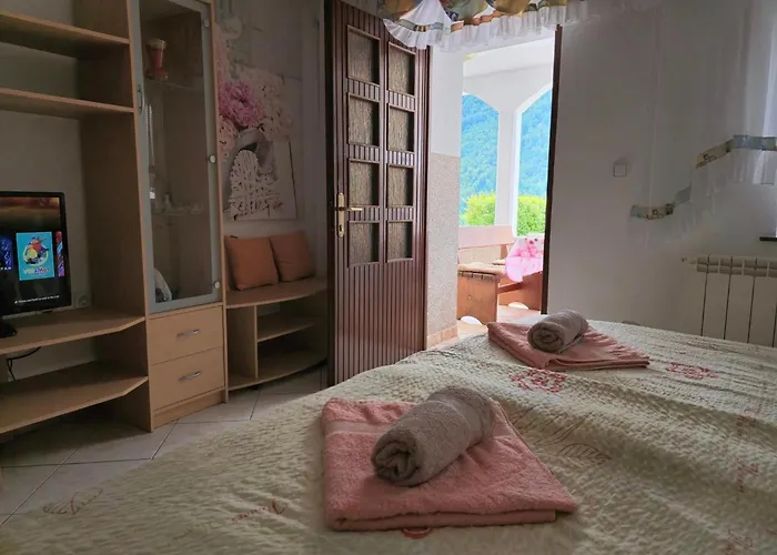 公寓 Near The Soca River